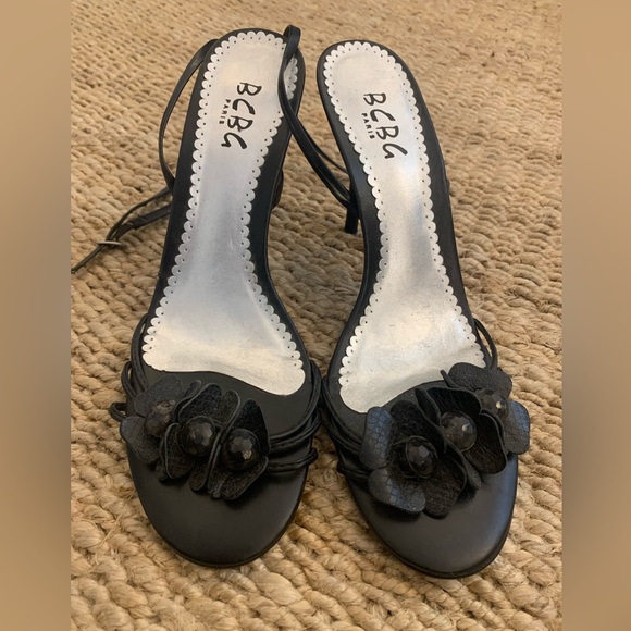 BCBG strappy black sandal stilettos- size 7 - Picture 2 of 7